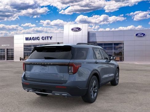 New 2026 Ford Explorer Active w/ Active Comfort Package AWD/4WD image 8