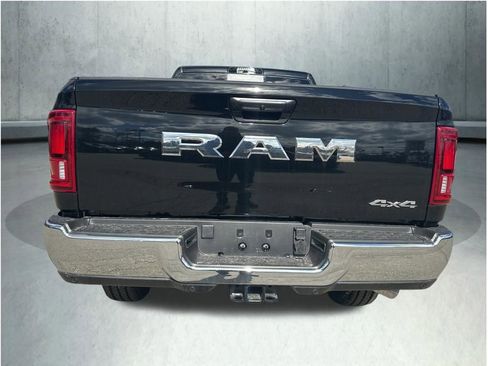 New 2026 RAM 2500 Tradesman AWD/4WD image 4