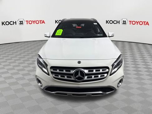 Used 2018 Mercedes-Benz GLA 250 4MATIC image 2