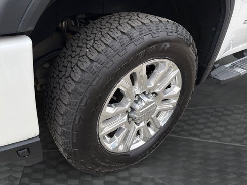 Used 2021 GMC Sierra 2500 Denali w/ Denali Ultimate Package image 9