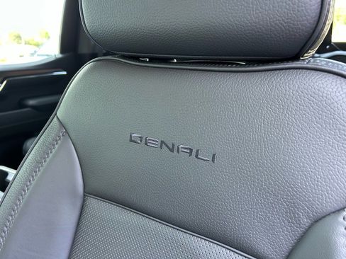 Used 2024 GMC Sierra 1500 Denali w/ Denali Reserve Package image 25