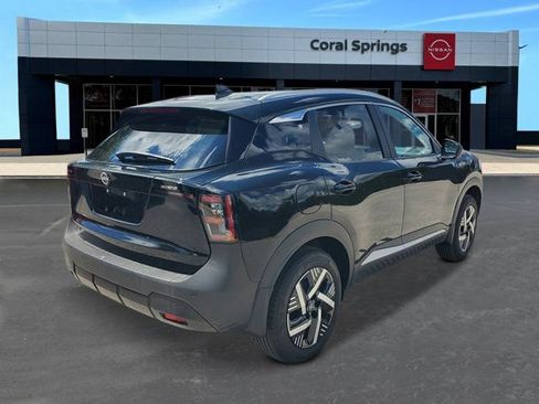 New 2026 Nissan Kicks SV w/ SV Premium Package FWD image 5