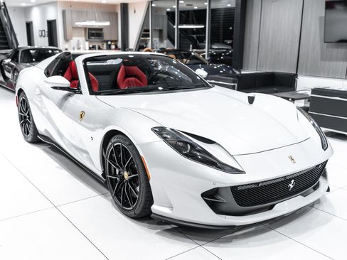 Used 2023 Ferrari 812 GTS RWD image 57