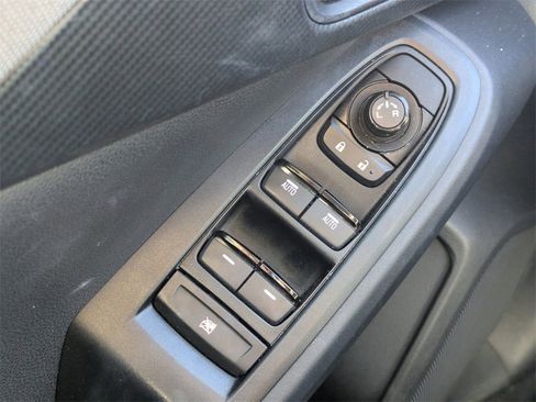 Used 2024 Subaru Crosstrek 2.0i Premium image 25