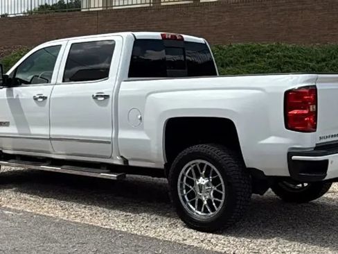 Used 2019 Chevrolet Silverado 3500 LTZ w/ Duramax Plus Package AWD/4WD image 7