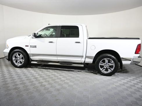 Used 2017 RAM 1500 Big Horn AWD/4WD image 3