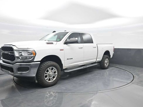 Used 2022 RAM 2500 Big Horn AWD/4WD image 4