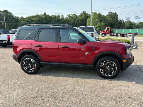 Used 2026 Ford Bronco Sport Outer Banks AWD/4WD image 2