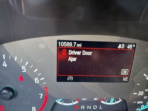 Used 2022 Ford Escape SE w/ Convenience Package image 2