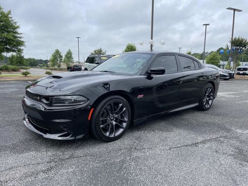 Used 2023 Dodge Charger Scat Pack w/ Plus Group RWD image 9