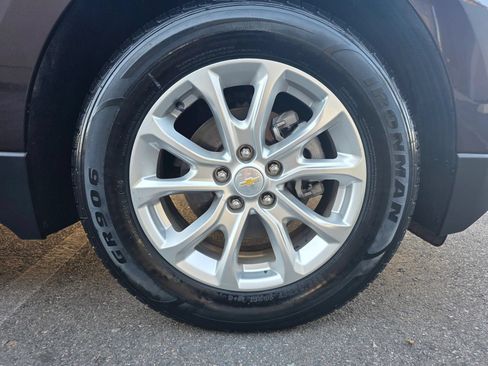 Used 2020 Chevrolet Equinox LT FWD image 21