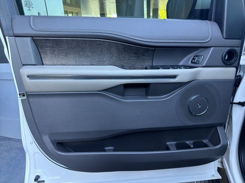 Used 2018 Ford Expedition Max Limited w/ Equipment Group 302A AWD/4WD image 19