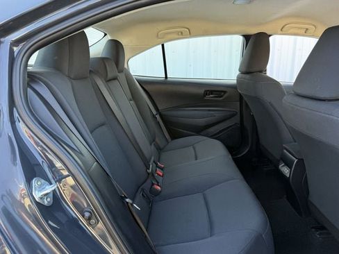 Used 2023 Toyota Corolla LE image 31
