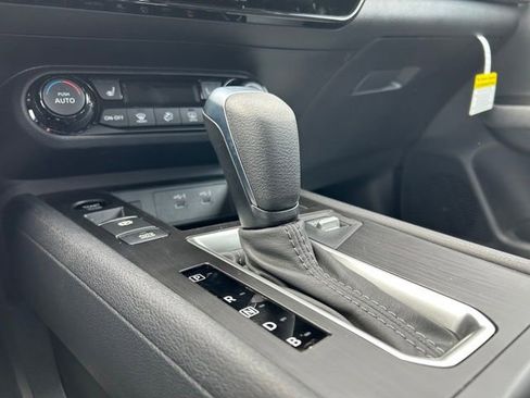 New 2026 Nissan Kicks SV image 32