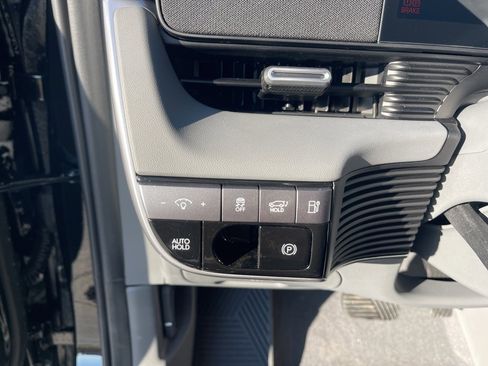 New 2026 Hyundai Ioniq 5 SEL image 19