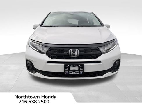 New 2026 Honda Odyssey Touring image 3