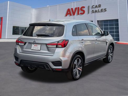 Used 2025 Mitsubishi Outlander Sport SE AWD/4WD image 6