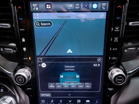 Used 2025 RAM 1500 Laramie image 19