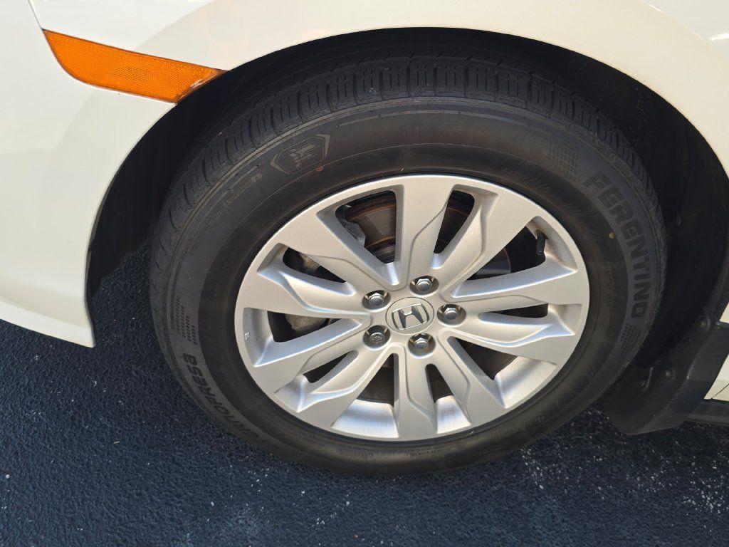 Used 2021 Honda Odyssey LX image 3