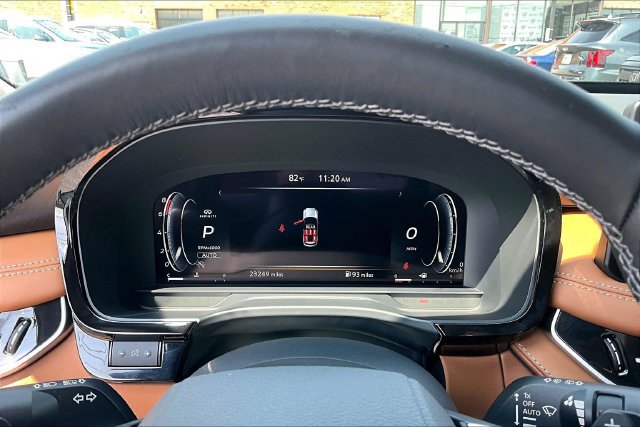 Used 2025 INFINITI QX60 Sensory w/ Cargo Package AWD/4WD image 18