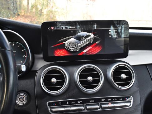 Used 2021 Mercedes-Benz C 300 4MATIC Sedan image 29