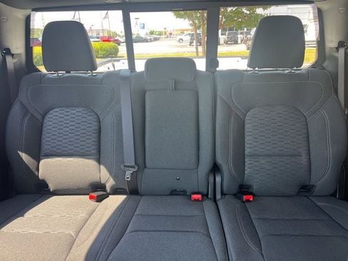 New 2026 RAM 1500 Big Horn AWD/4WD image 19