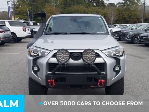 Used 2021 Toyota 4Runner SR5 image 3