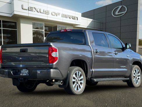 Used 2018 Toyota Tundra Limited w/ Limited Premium Package RWD image 8