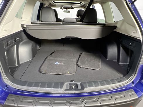 Used 2023 Subaru Forester Sport image 25
