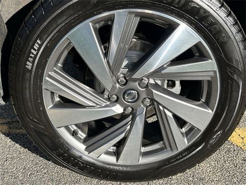 Used 2020 Nissan Murano SL image 12