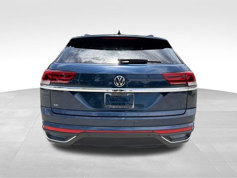 Used 2022 Volkswagen Atlas Cross Sport SE FWD image 6