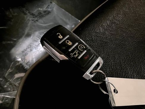 Used 2019 RAM 1500 Laramie image 15