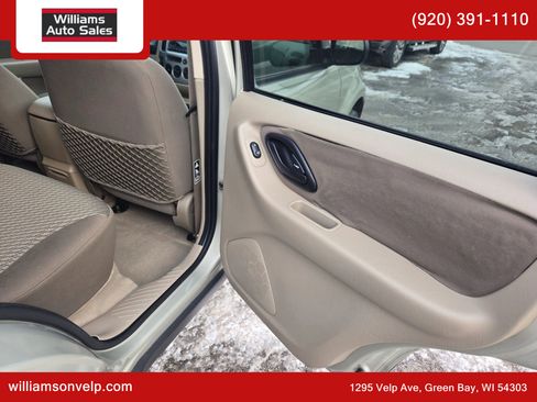 Used 2003 Ford Escape XLT image 17