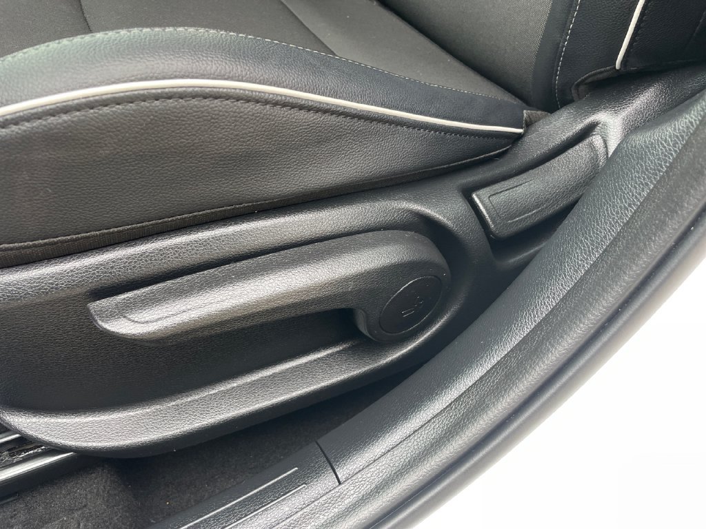 Used 2023 Kia Forte GT-Line w/ GT-Line Premium Package FWD image 22