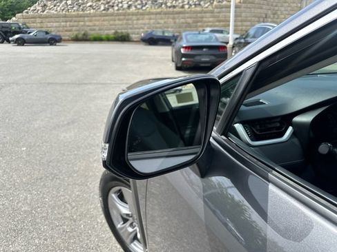 Certified 2025 Toyota RAV4 XLE AWD/4WD image 19