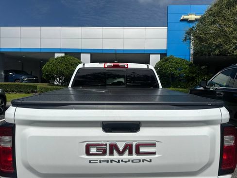 Used 2026 GMC Canyon AT4 w/ Technology Plus Package AWD/4WD image 18