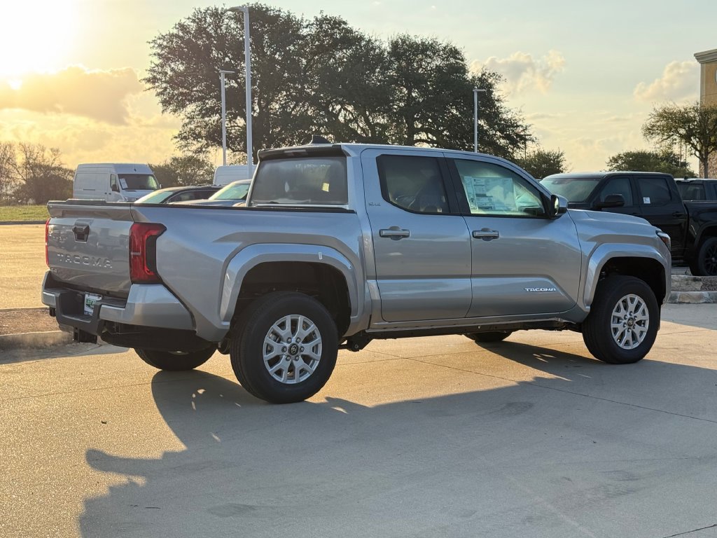 New 2026 Toyota Tacoma SR5 AWD/4WD image 4