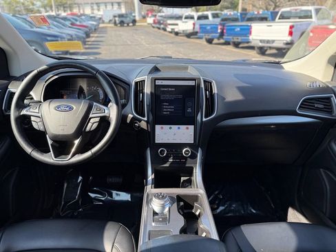 Certified 2023 Ford Edge SEL w/ Convenience Package AWD/4WD image 15
