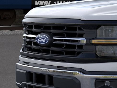 New 2026 Ford F150 XLT w/ XLT Chrome Appearance Package AWD/4WD image 24