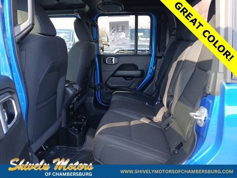 Certified 2021 Jeep Gladiator Overland image 11