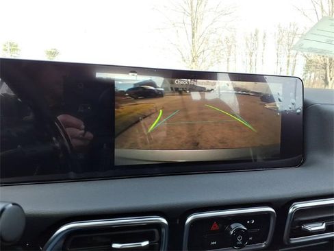 New 2026 Nissan Sentra SR image 14