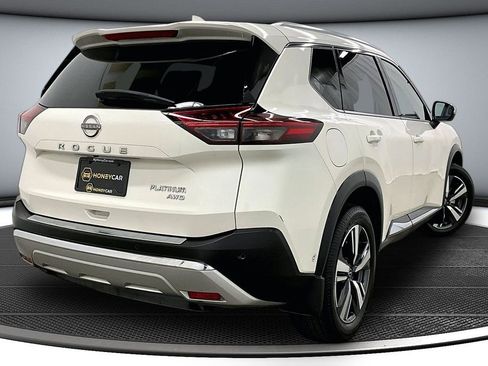 Used 2022 Nissan Rogue Platinum w/ Head-Up Display Package image 6