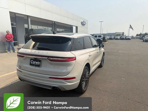 Used 2020 Lincoln Corsair Reserve w/ Equipment Group 201A FWD image 7