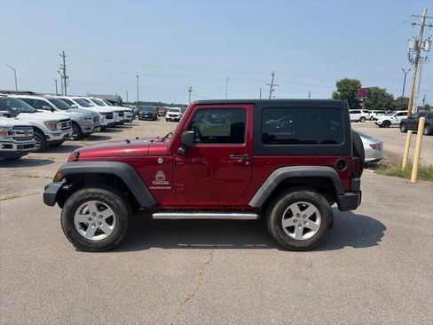 Used 2011 Jeep Wrangler Sport AWD/4WD image 3