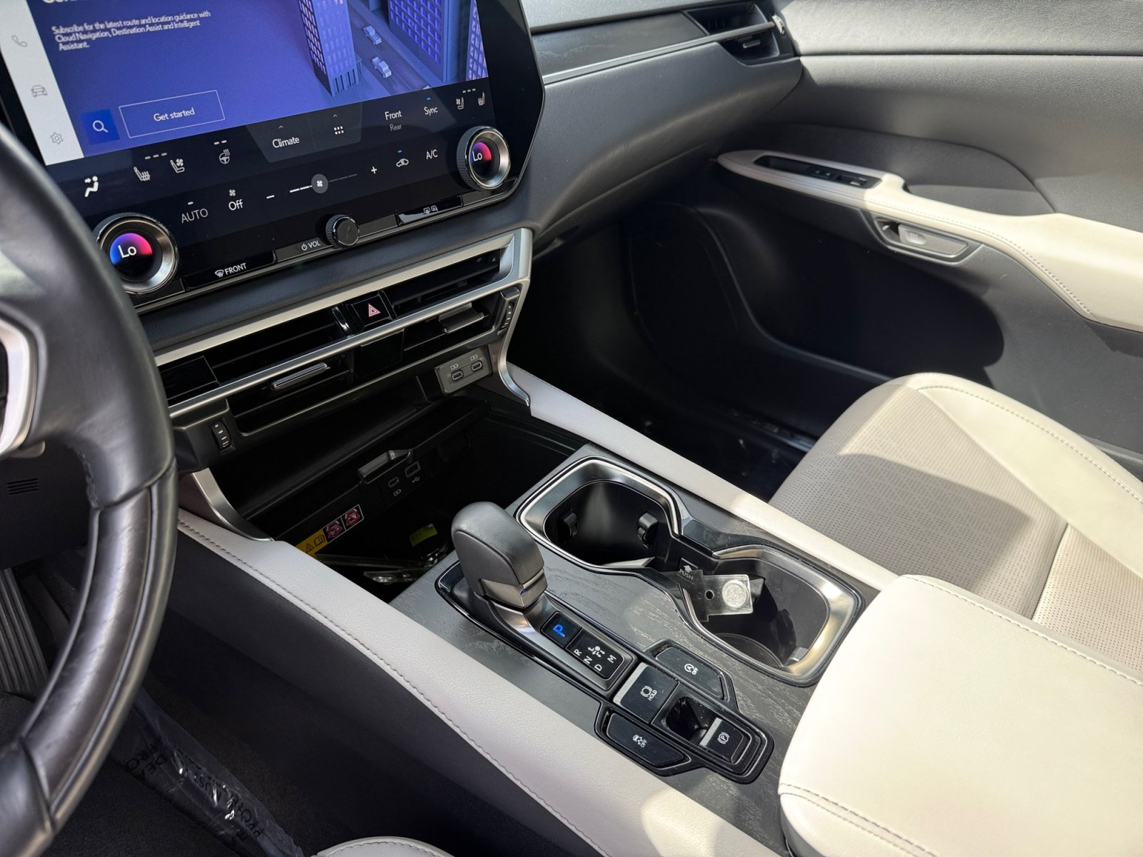 Used 2023 Lexus RX 350 Premium Plus w/ Cold Area Package FWD image 13