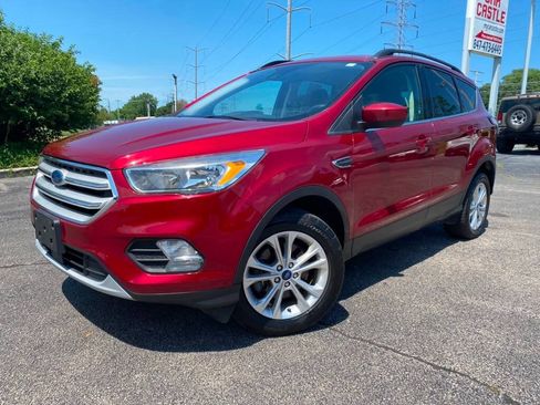 Used 2018 Ford Escape SE w/ Ford Safe & Smart Package AWD/4WD image 1