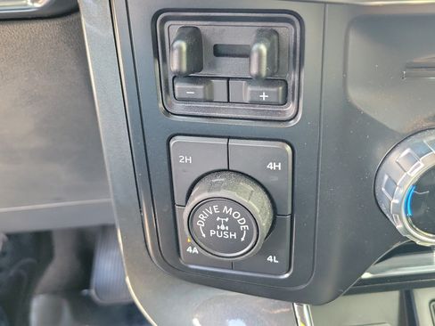 Used 2023 Ford F150 Lariat w/ Equipment Group 502A High AWD/4WD image 28