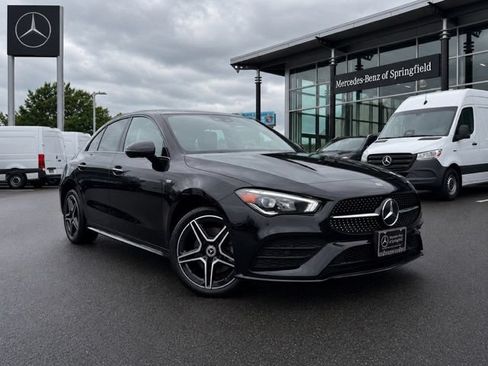 Used 2023 Mercedes-Benz CLA 250 4MATIC image 1