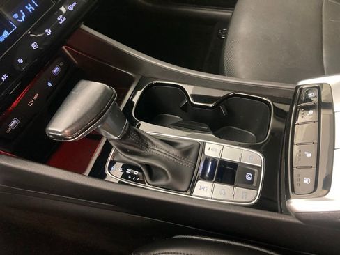 Used 2022 Hyundai Tucson SEL w/ Convenience + Premium Package image 9