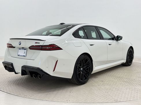 New 2027 BMW M5 w/ Carbon Package AWD/4WD image 9